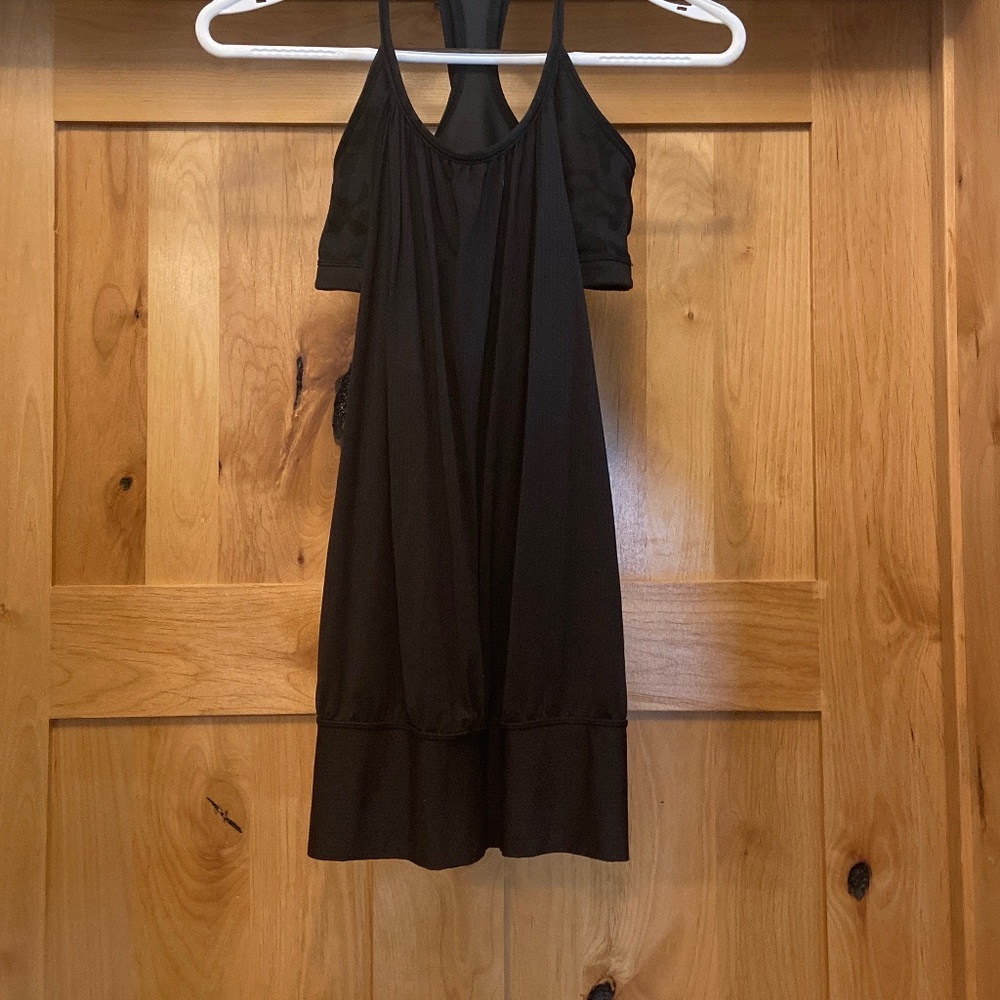 Lululemon tank/sports bra combo